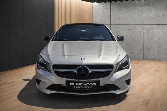 MERCEDES-BENZ CLA 200 1.6 FIRST EDITION TURBO GASOLINA 4P AUTOMATIZADO